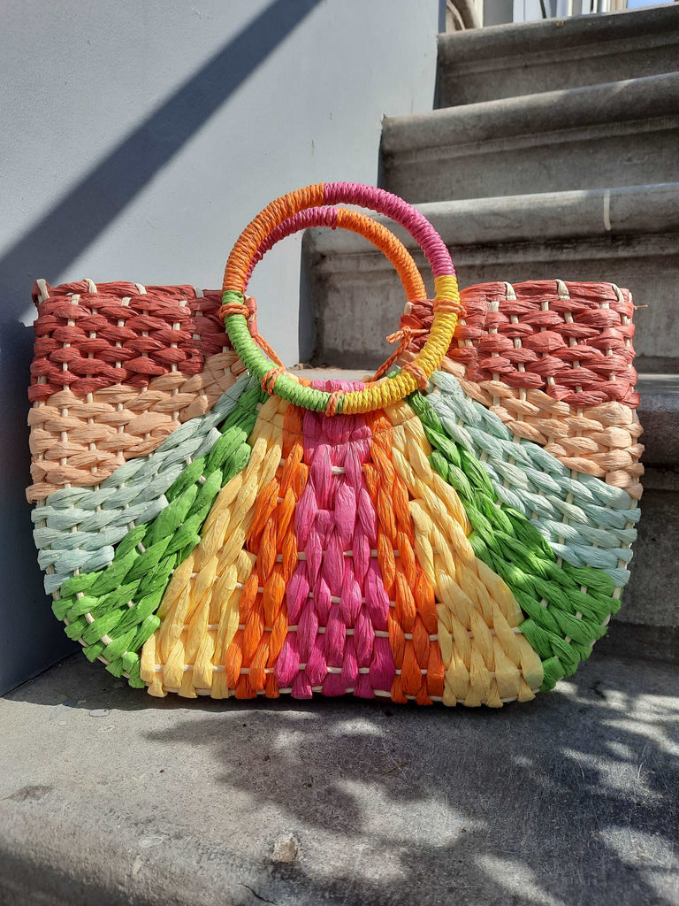 kleurrijke gevlochten zomertas