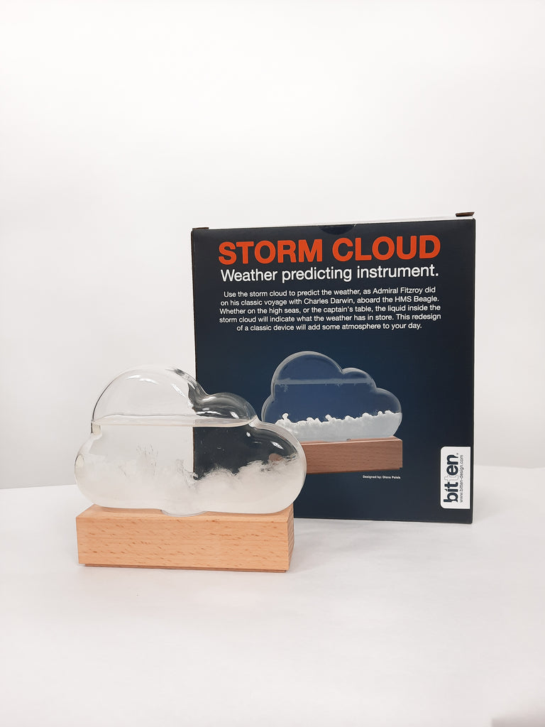 Storm cloud, weersvoorspelling, werkt als een barometer, in de vorm van een wolk